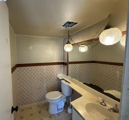 163 Stirling Dr, Vacaville, CA 95687