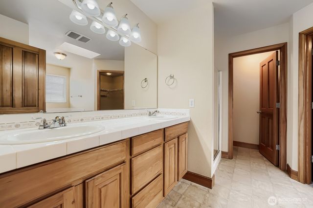 1104 Williams Street NW, Orting, WA 98360