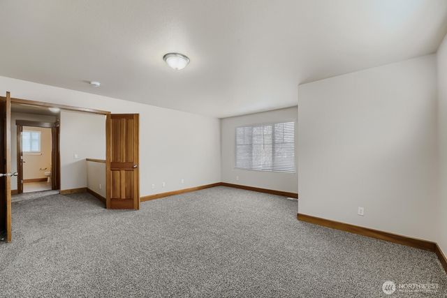 1104 Williams Street NW, Orting, WA 98360