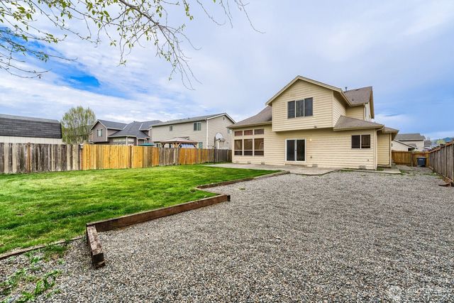 1104 Williams Street NW, Orting, WA 98360