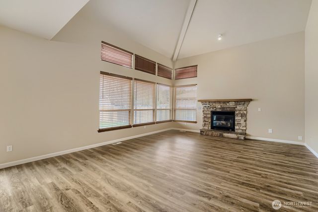 1104 Williams Street NW, Orting, WA 98360