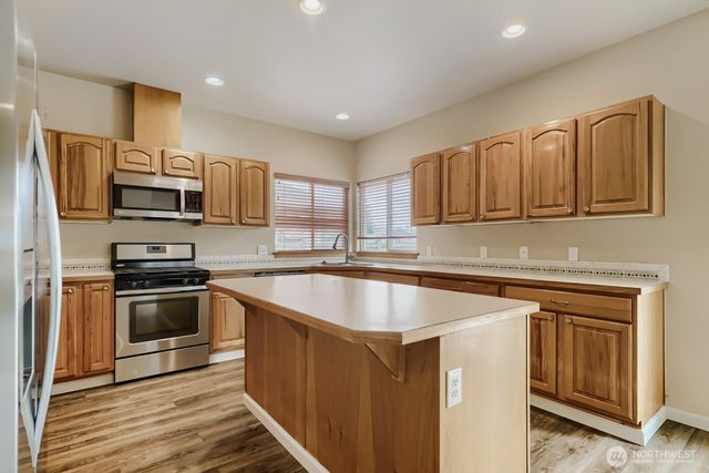 1104 Williams Street NW, Orting, WA 98360