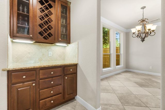 59 E Green Pastures Circle, The Woodlands, TX 77382