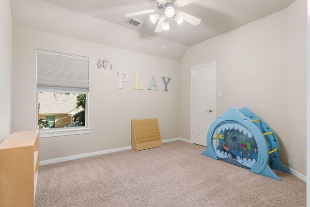 59 E Green Pastures Circle, The Woodlands, TX 77382