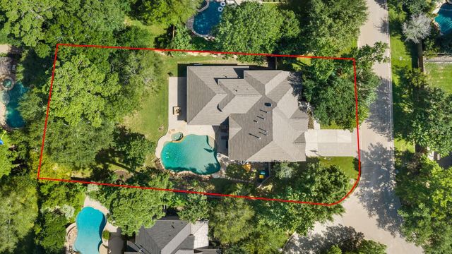 59 E Green Pastures Circle, The Woodlands, TX 77382