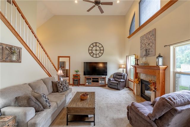 1225 Amanda Street SW, Massillon, OH 44647