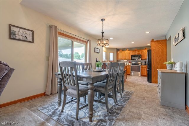 1225 Amanda Street SW, Massillon, OH 44647