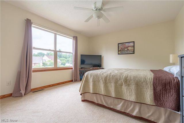 1225 Amanda Street SW, Massillon, OH 44647