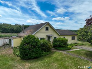 90 Water Street, Chester, CT 06412