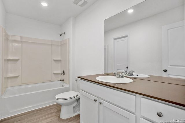 13528 BARTON CV, San Antonio, TX 78253