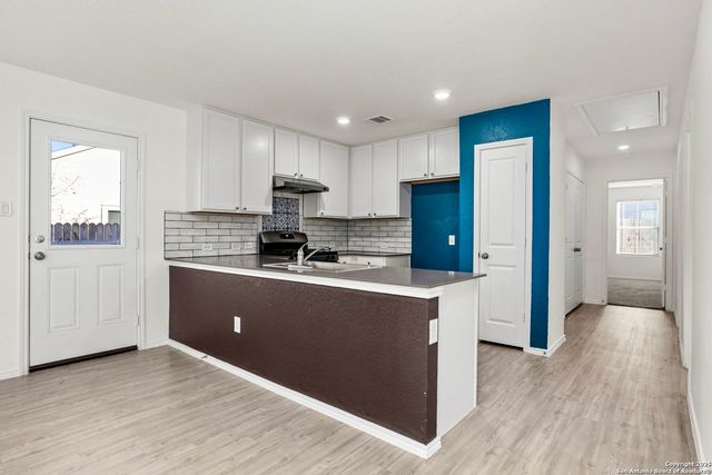 13528 BARTON CV, San Antonio, TX 78253