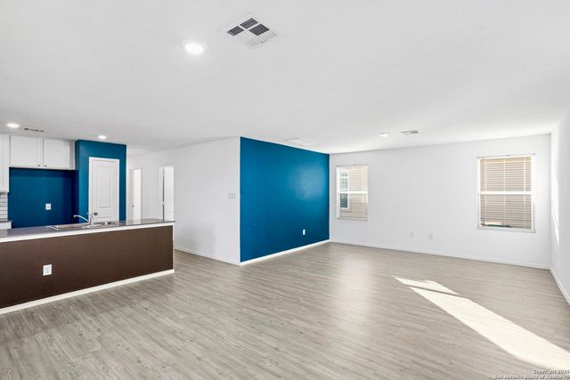 13528 BARTON CV, San Antonio, TX 78253
