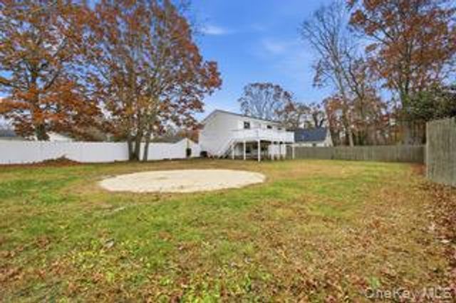 4 Beechwood Drive, Shirley, NY 11967