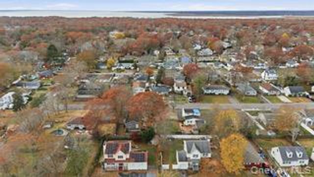 4 Beechwood Drive, Shirley, NY 11967