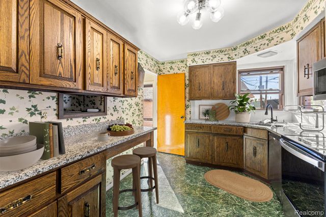 30639 Florence Street, Garden City, MI 48135