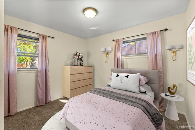 30639 Florence Street, Garden City, MI 48135