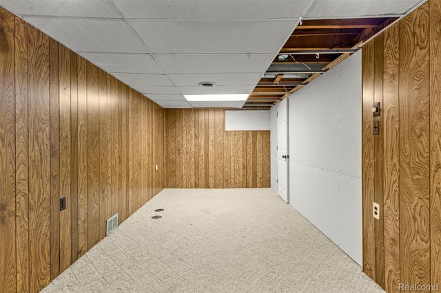 30639 Florence Street, Garden City, MI 48135