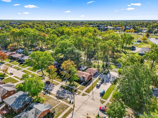 30639 Florence Street, Garden City, MI 48135