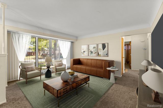 30639 Florence Street, Garden City, MI 48135