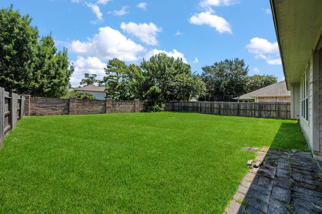15214 Sky Brook Lane, Houston, TX 77044