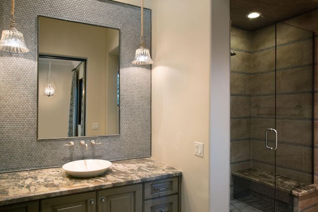 19481 N 98th Place, Scottsdale, AZ 85255