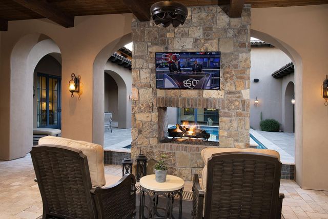 19481 N 98th Place, Scottsdale, AZ 85255