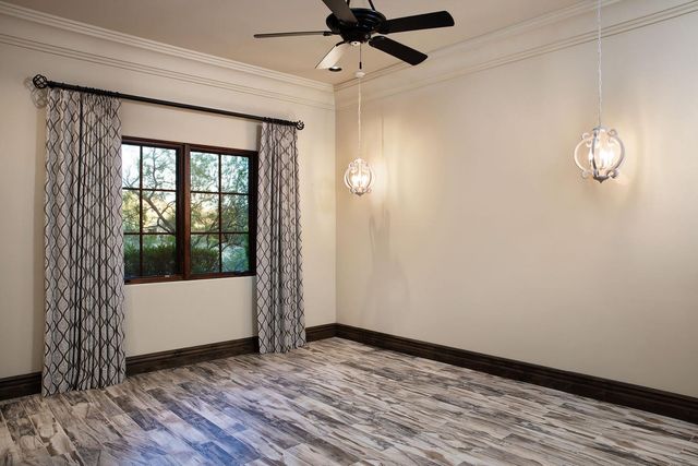 19481 N 98th Place, Scottsdale, AZ 85255