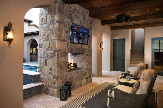 19481 N 98th Place, Scottsdale, AZ 85255