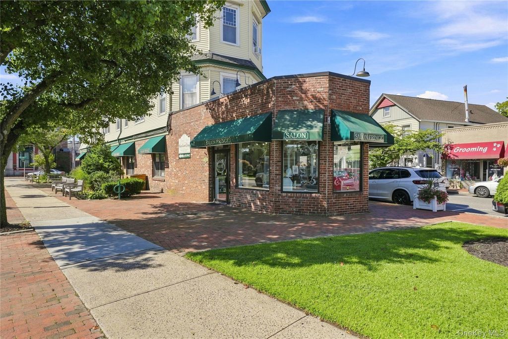 180 Broadway, Amityville, NY 11701 — photo 4