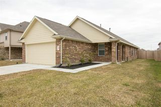 949 River Sage Court, La Marque, TX 77568