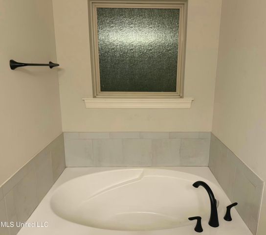 11416 Crystal Lake Drive, Gulfport, MS 39503