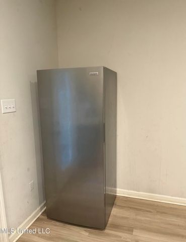 11416 Crystal Lake Drive, Gulfport, MS 39503