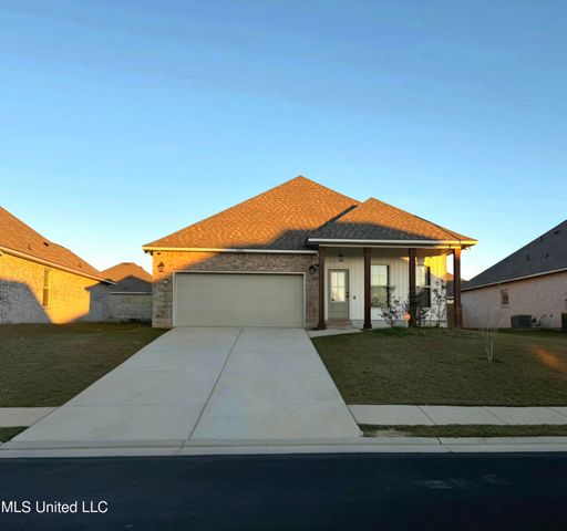 11416 Crystal Lake Drive, Gulfport, MS 39503