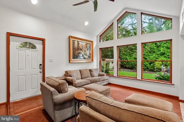 625 FOXCROFT RD, Elkins Park, PA 19027