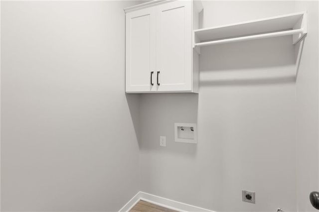 327 NE 51 Road, Warrensburg, MO 64093