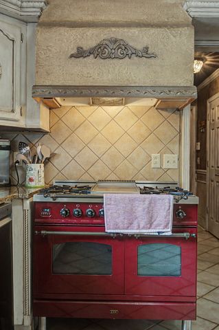 133 Baldridge Dr, Cottontown, TN 37048
