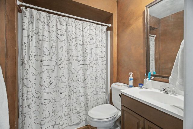 133 Baldridge Dr, Cottontown, TN 37048