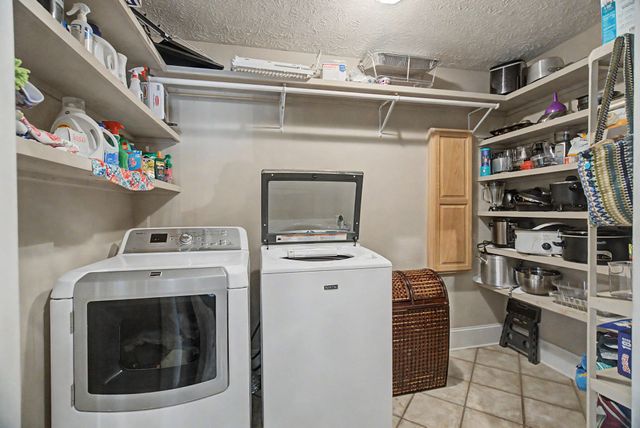 133 Baldridge Dr, Cottontown, TN 37048