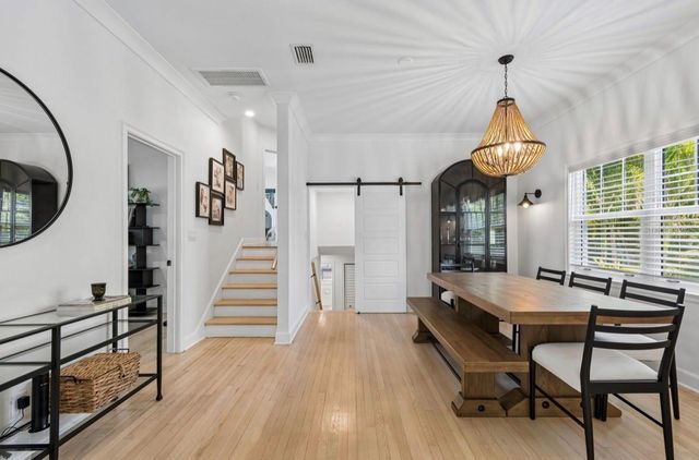 1820 1ST STREET N, St Petersburg, FL 33704