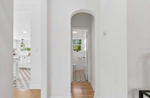 1820 1ST STREET N, St Petersburg, FL 33704