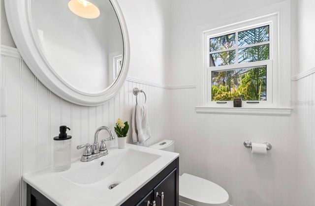 1820 1ST STREET N, St Petersburg, FL 33704