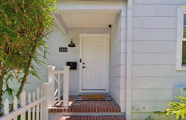 1820 1ST STREET N, St Petersburg, FL 33704