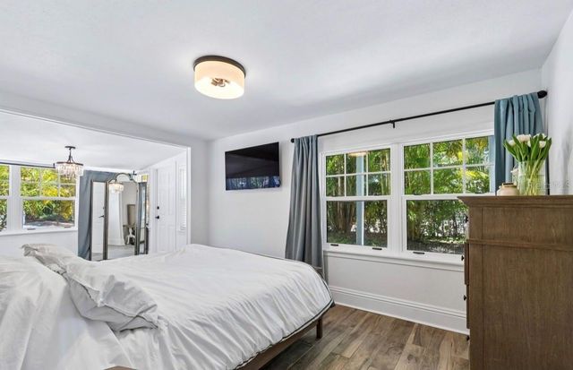 1820 1ST STREET N, St Petersburg, FL 33704