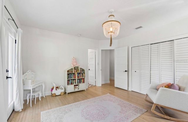 1820 1ST STREET N, St Petersburg, FL 33704