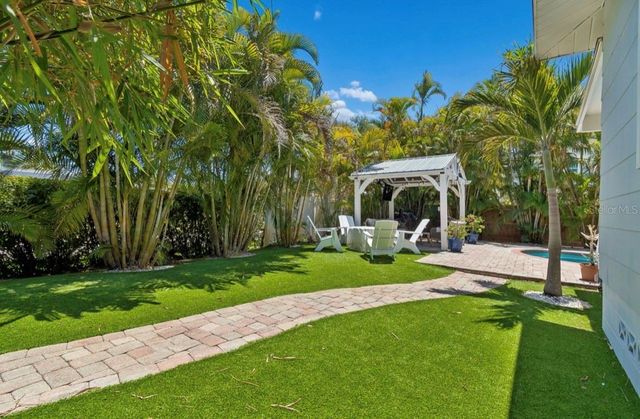 1820 1ST STREET N, St Petersburg, FL 33704