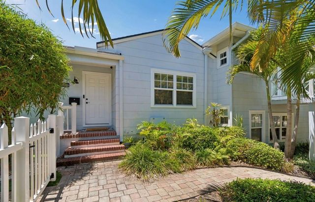 1820 1ST STREET N, St Petersburg, FL 33704