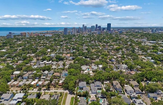 1820 1ST STREET N, St Petersburg, FL 33704