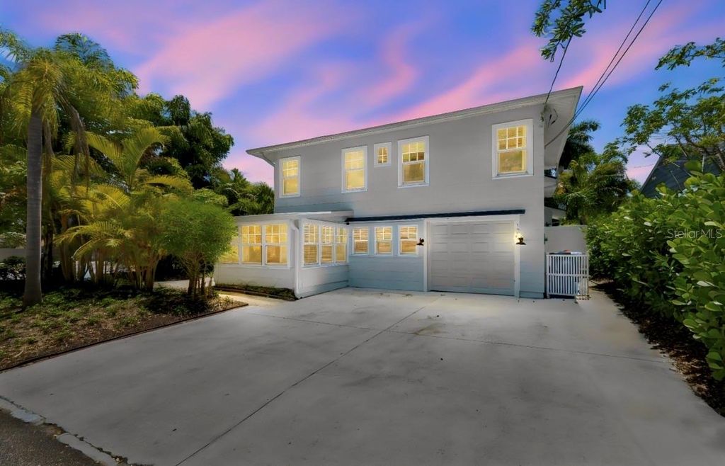 1820 1ST STREET N, St Petersburg, FL 33704