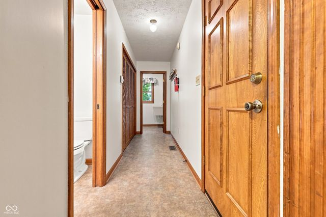 1239 S Peace Street, Greenfield, IN 46140