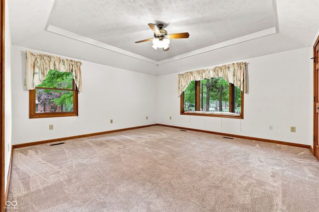 1239 S Peace Street, Greenfield, IN 46140